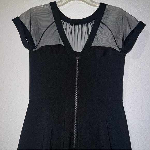 Maggy London the illusion dress - Picture 6 of 9